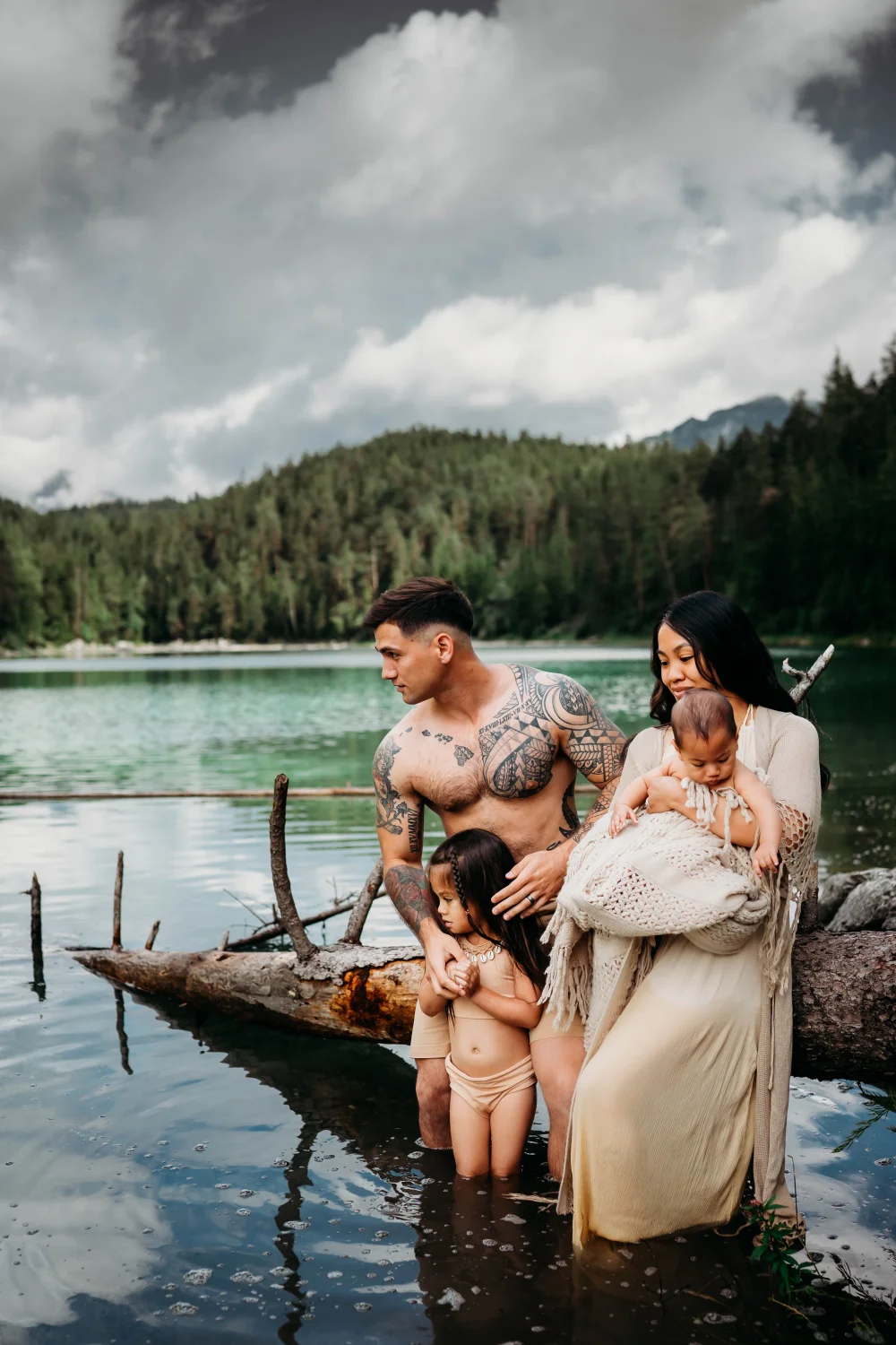 Antonia Orologio, Moana Eibsee, and family photography