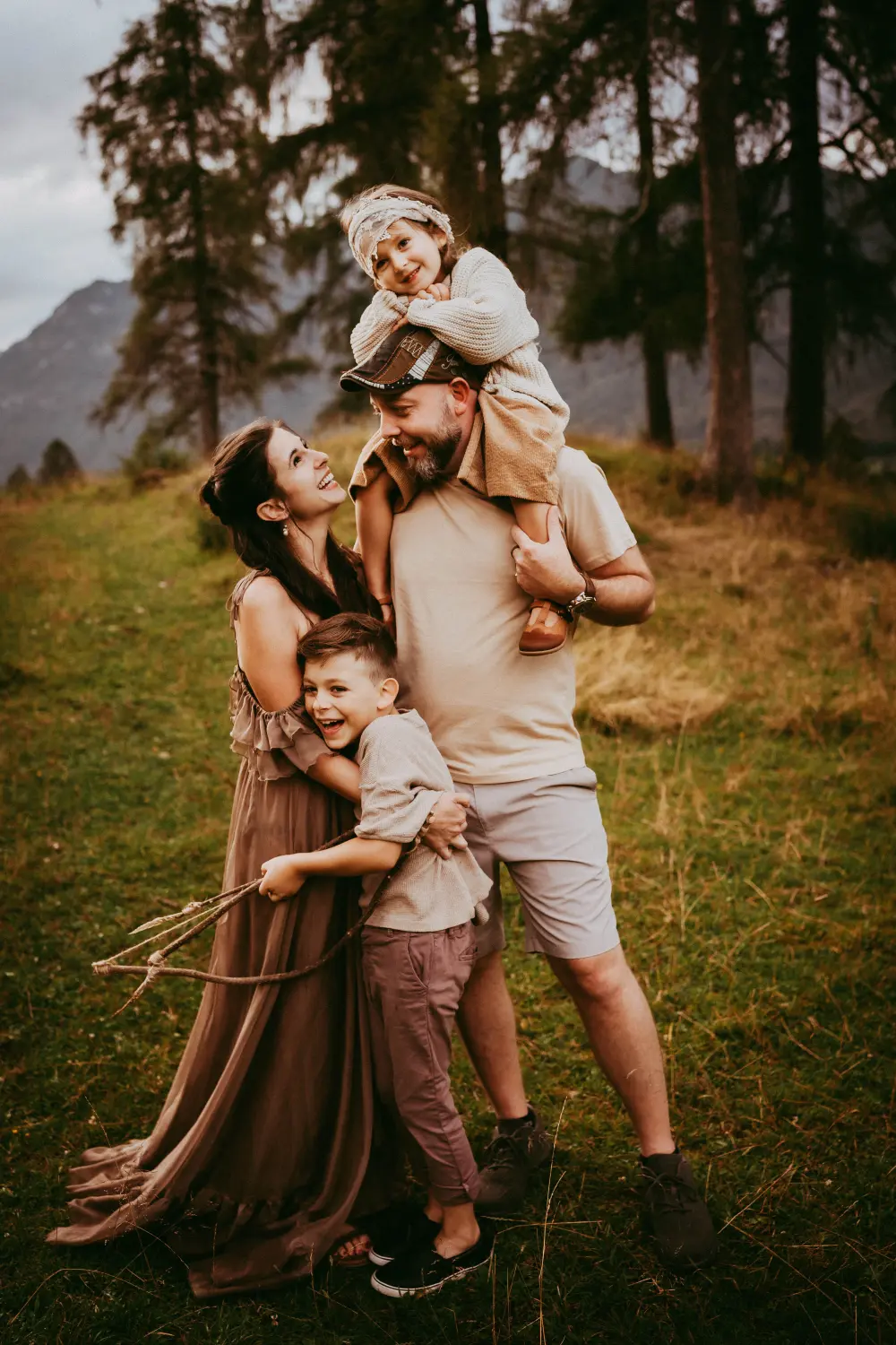 Antonia Orologio, Familienfotografie, Vater und Neugeborenes