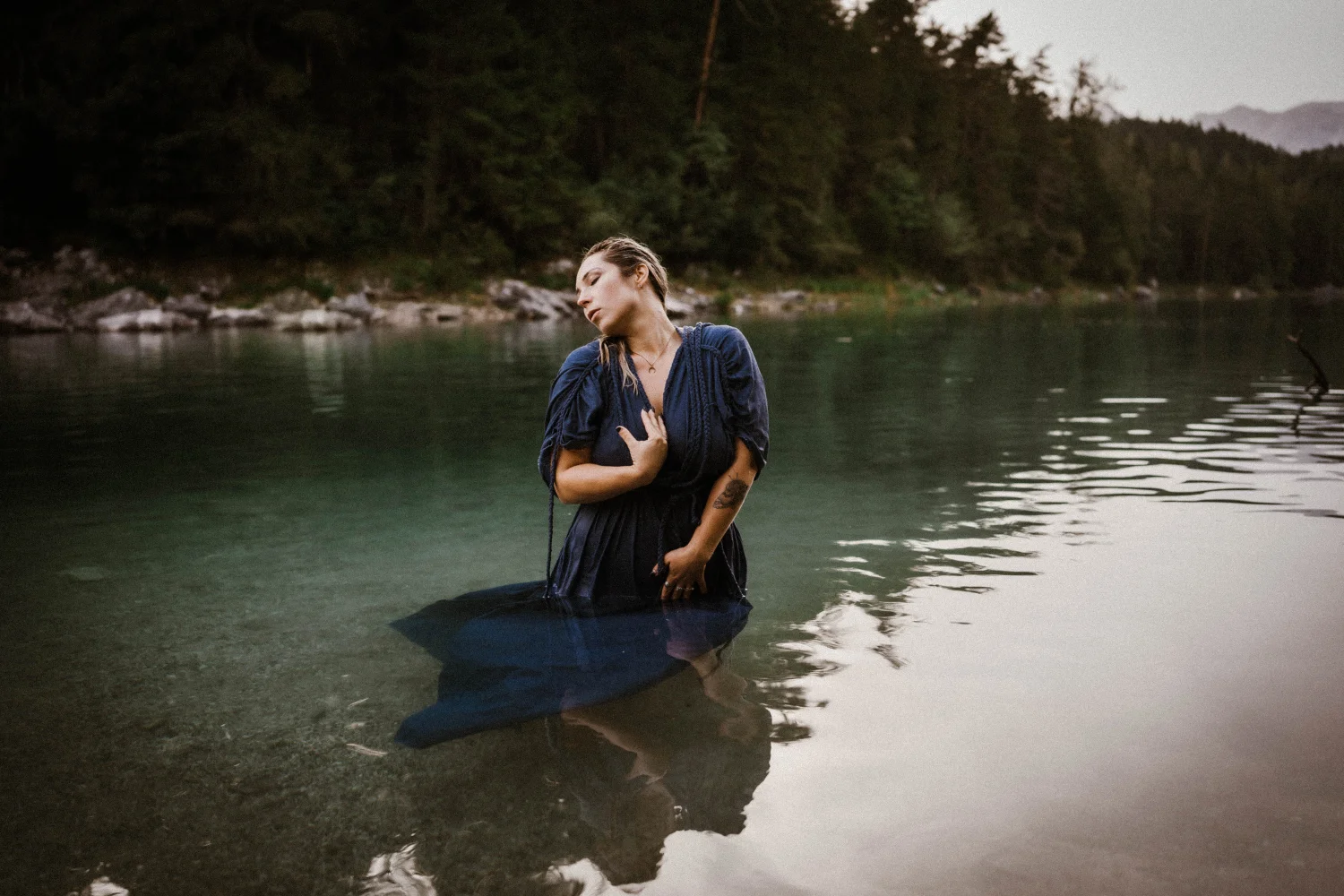 Antonia Orologio, Ayla Eibsee Selbstliebe-Themenfotografie