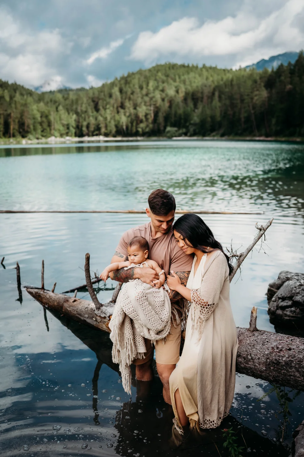 Antonia Orologio, Moana Eibsee, and family photography