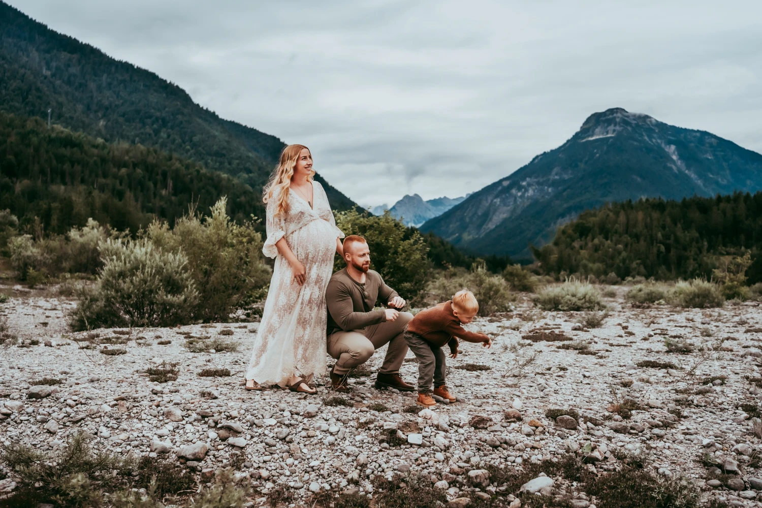 Antonia Orologio, Amal-Babybauchfotografie